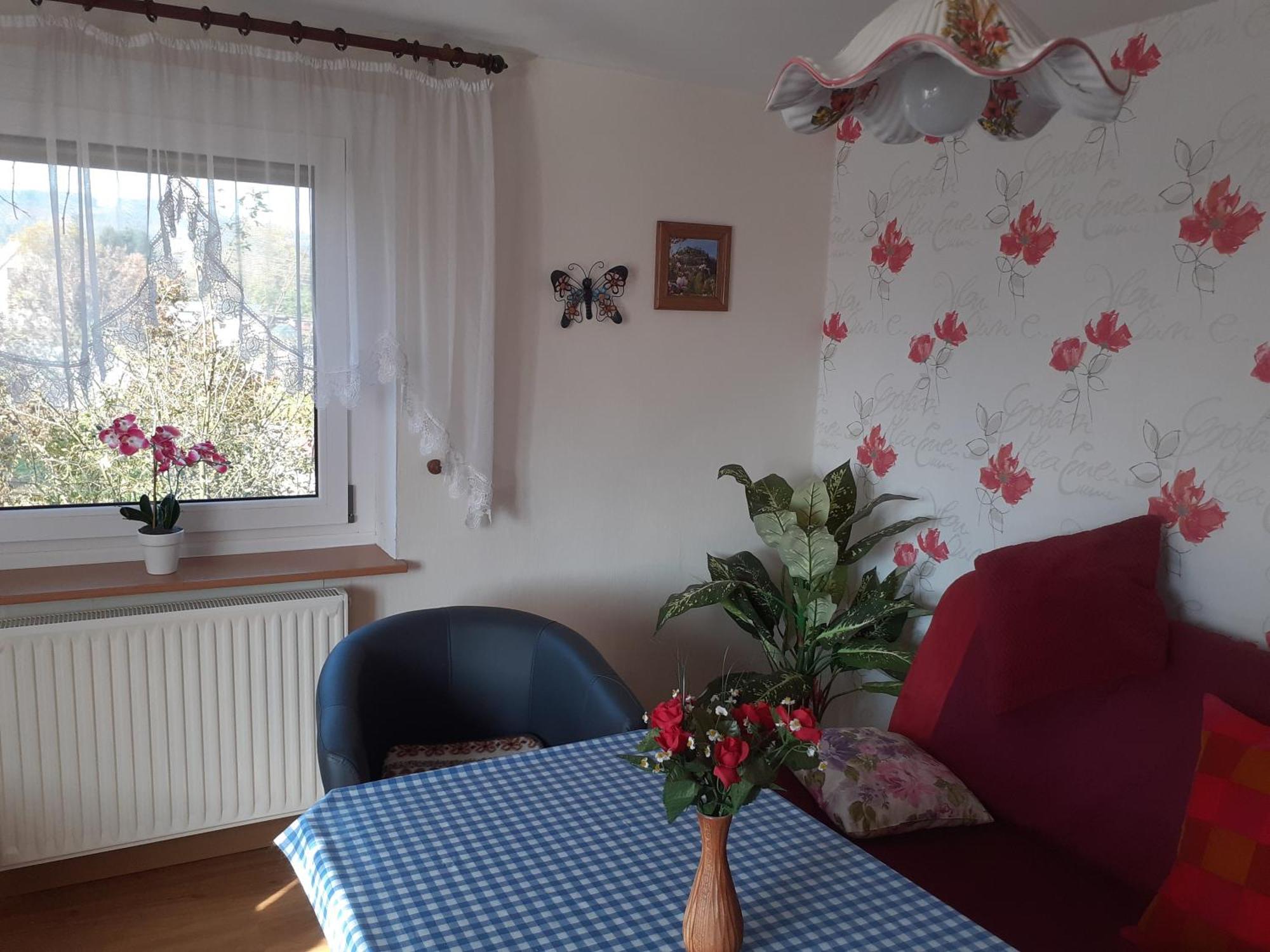 Zum Hecht Hotel Herrnhut Buitenkant foto