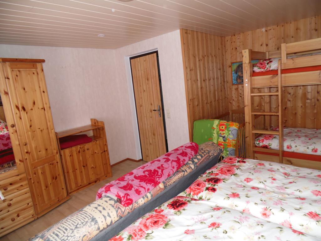 Zum Hecht Hotel Herrnhut Buitenkant foto