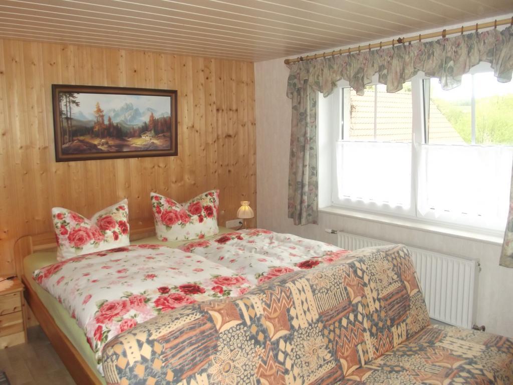 Zum Hecht Hotel Herrnhut Buitenkant foto