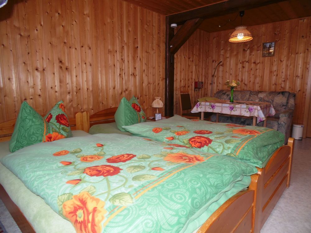 Zum Hecht Hotel Herrnhut Buitenkant foto